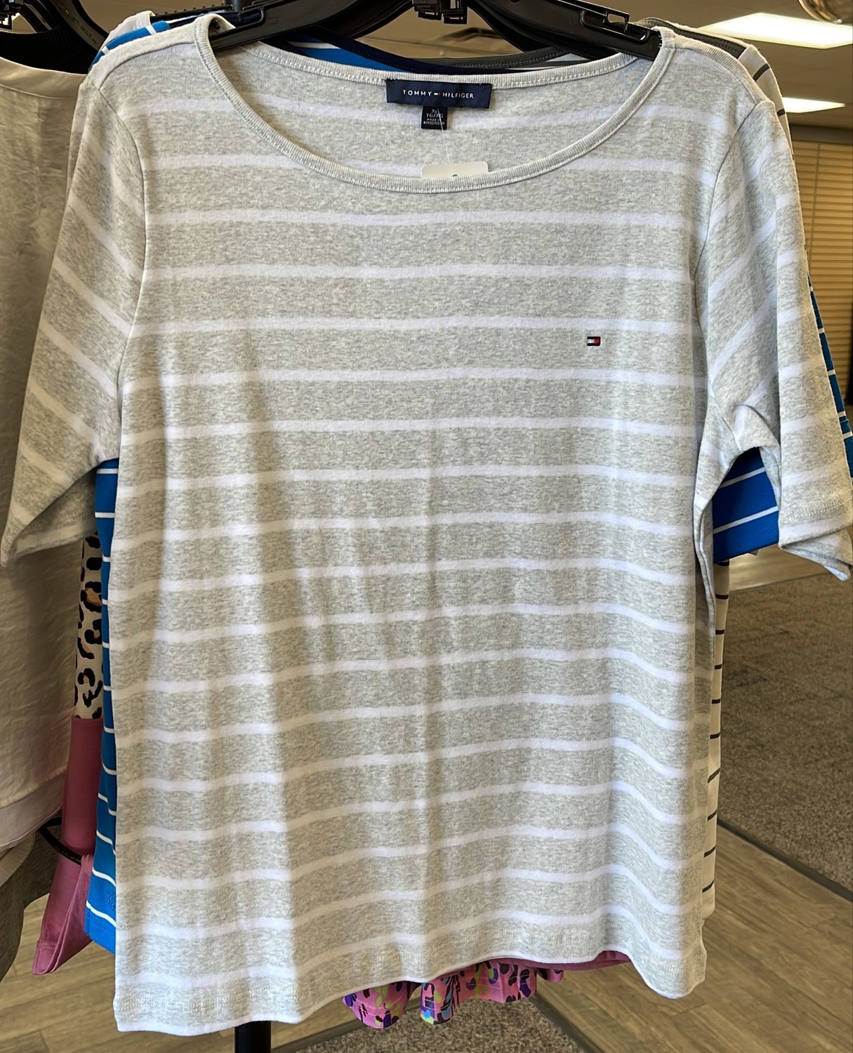 Wms TH Shirt Size XL