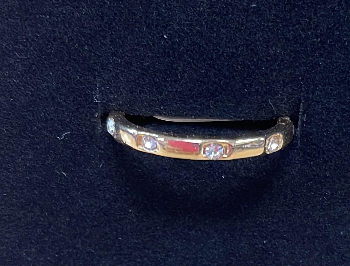 GP Band w/ 4 Diamonds Ring Sz 8