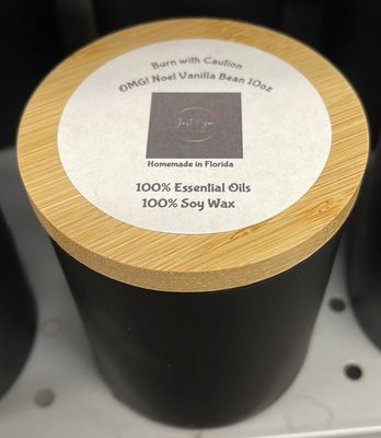 Noel Vanilla Bean 10oz Candle