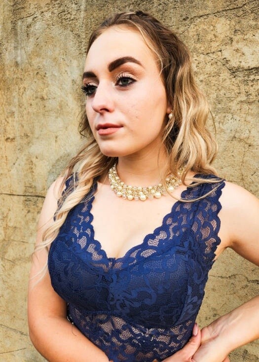 Bra Soft Lace Crop Top  (Navy Blue)