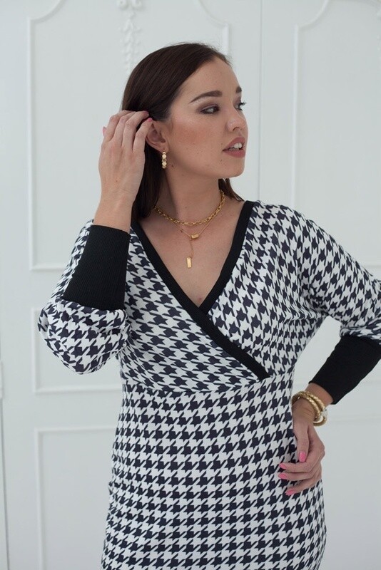 Longsleeve V-Neck Dress with Houndstooth Pattern (Black &amp;amp; White)