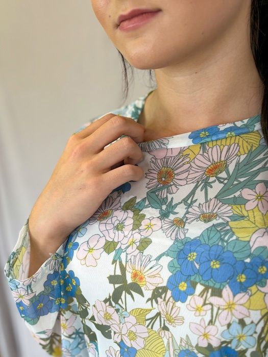 Longsleeve Net Floral Pattern Shirt (Green &amp; Pink)