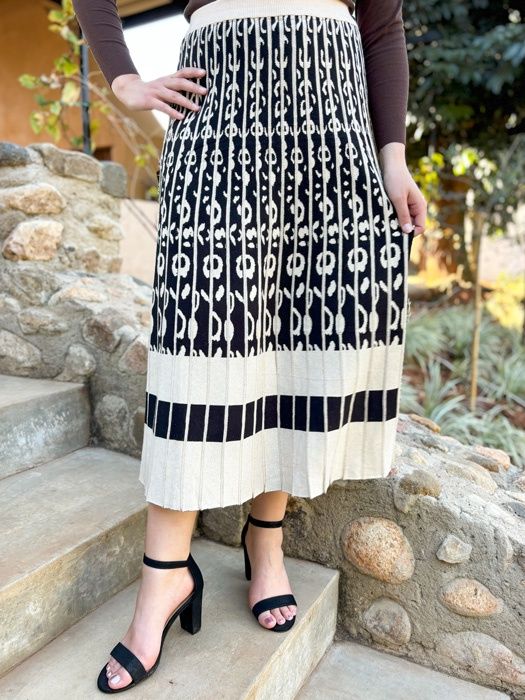 Full Length Winter Skirt (Beige &amp; Black)