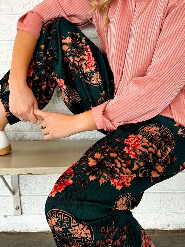 3/4 Length Pleated Floral Pattern Palazzo Pants (Dark Turqoise-Emerald)