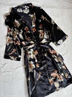 Pajamas Floral Satin Robe (Black with Florals)