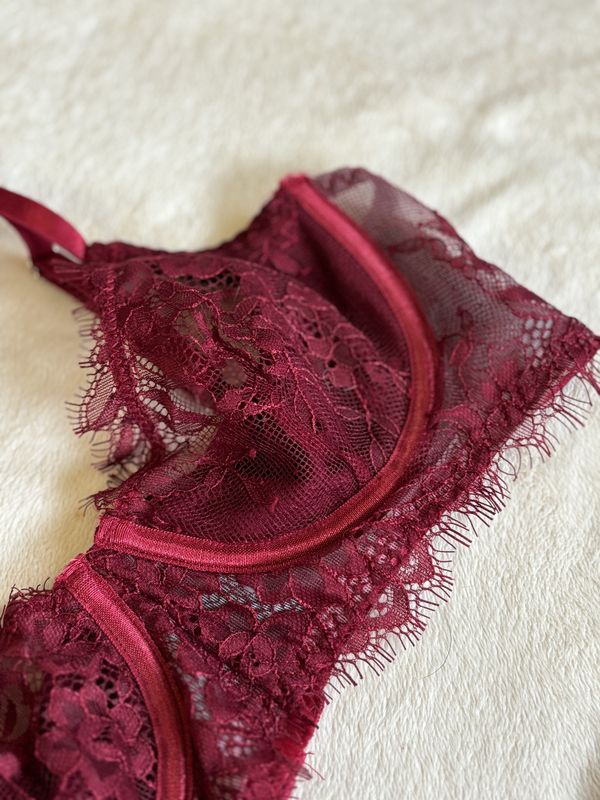 Lingerie Lace Bra (Maroon)