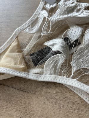 Lingerie Lace Bottom Undies G-String (Nude with White)