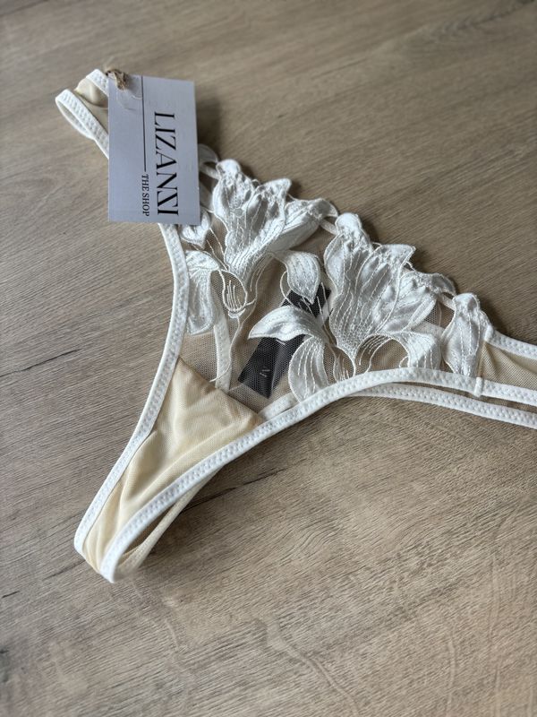 Lingerie Lace Bottom Undies G-String (Nude with White)