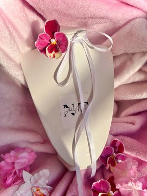 Pansy Bow Choker