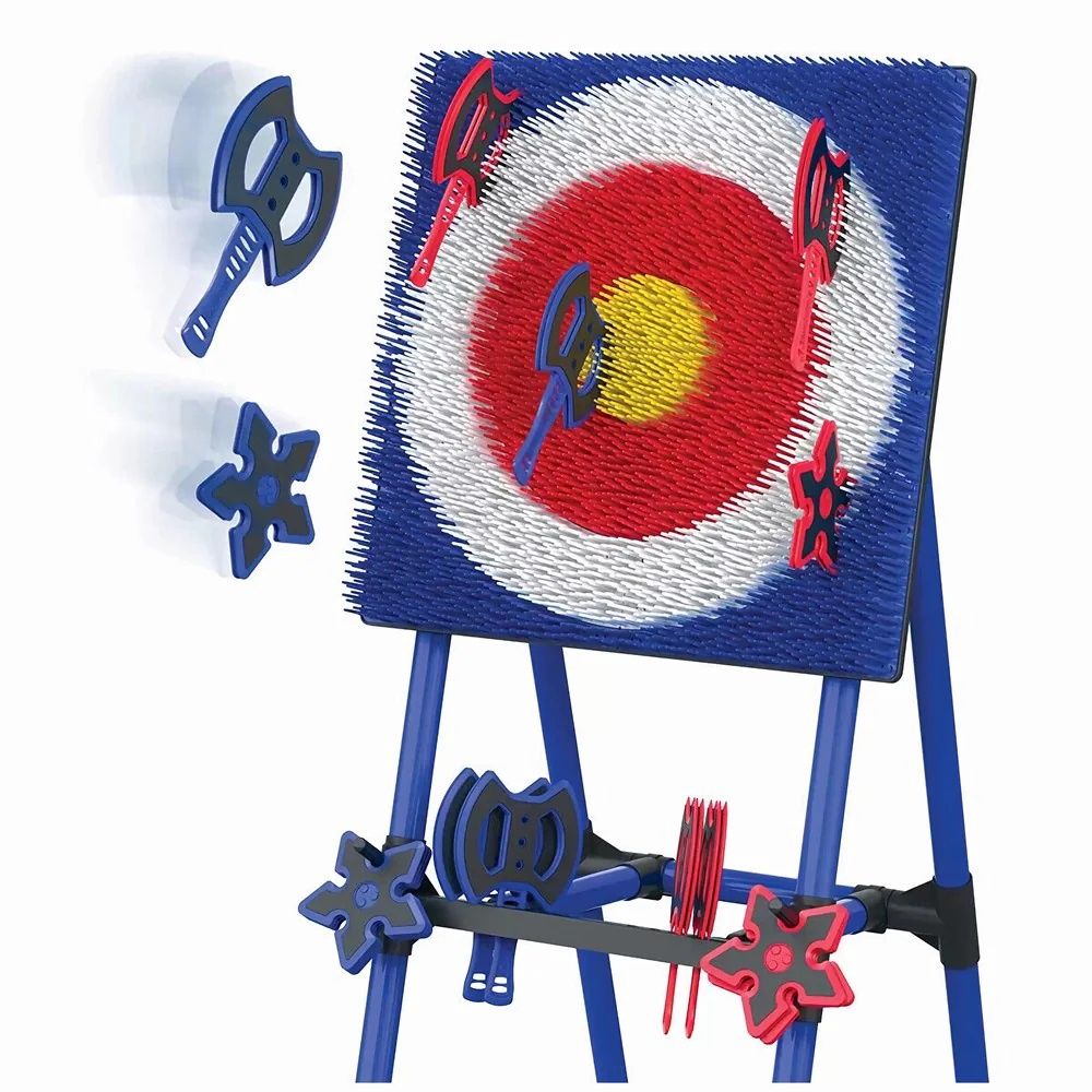 AXE THROW -  WITH THROWING STARS