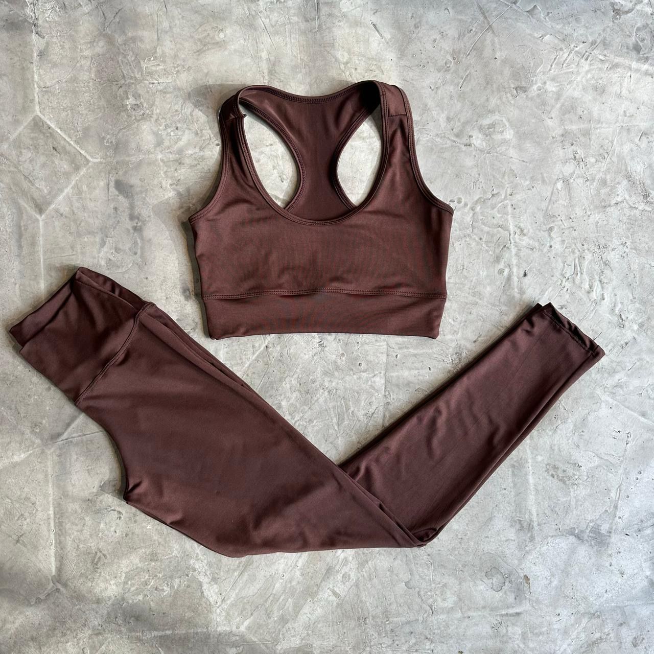 CONJUNTO CHOCOLATE