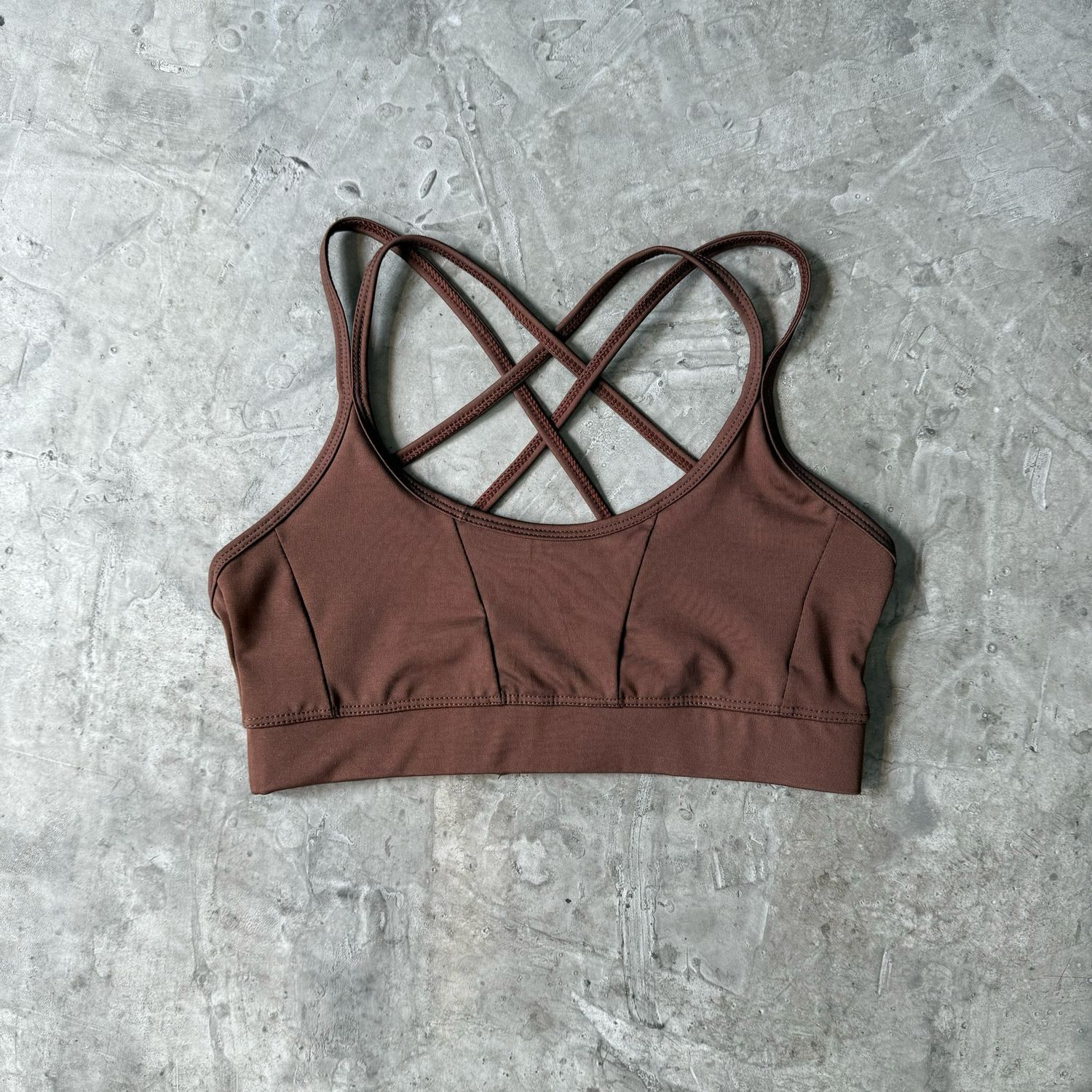 TOP MINIMAL CHOCOLATE