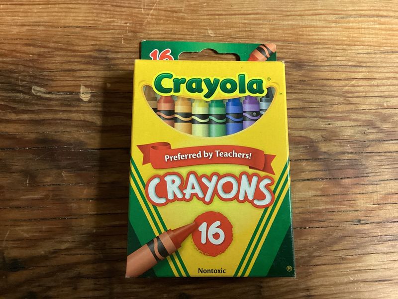16 Count Crayola Crayons