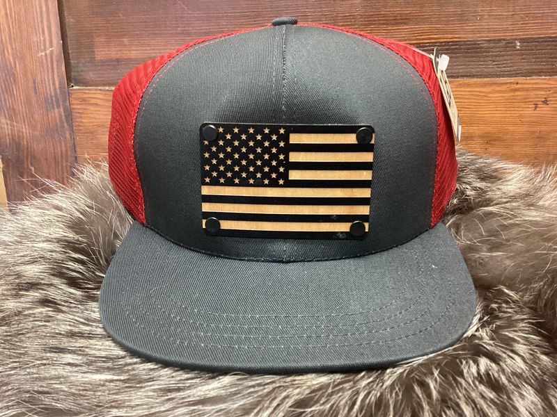 Trucker Cap Black/Red American Flag