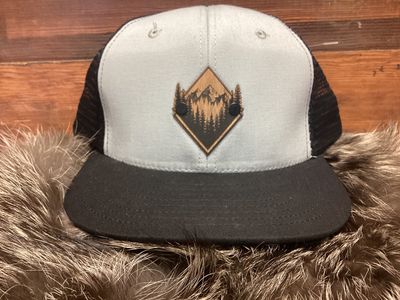 Trucker Cap Black/Grey Diamond Mountain