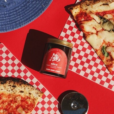 VERY GOODS STUDIO Slice geurkaars 170ml