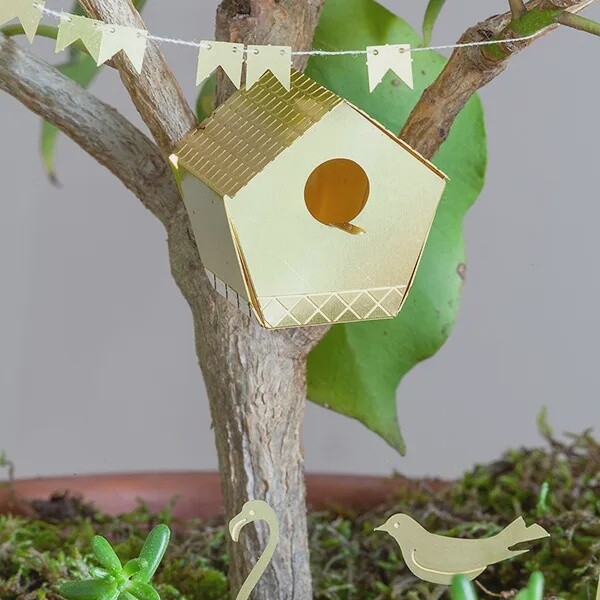 BOTANOPIA tiny birdhouse