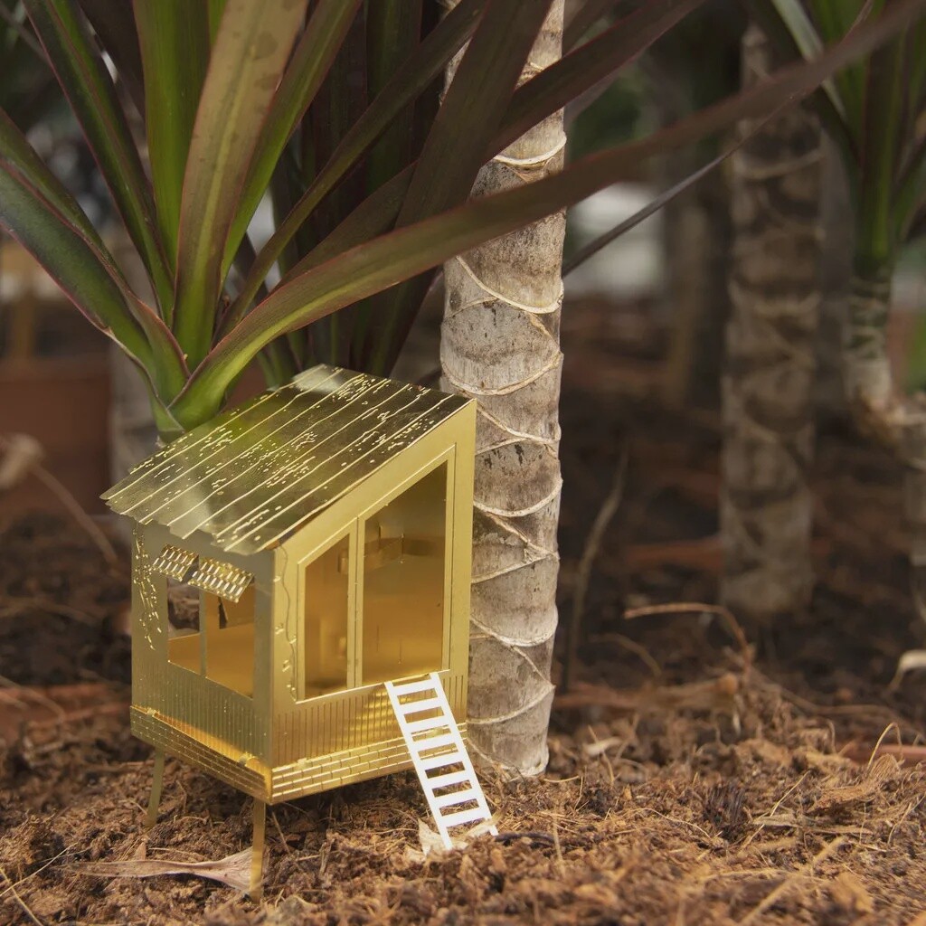 BOTANOPIA tiny treehouse