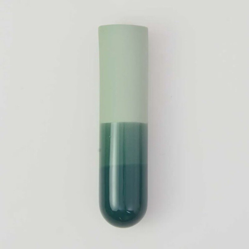 HARM &amp; ELKE dip wall vase-long Green 062