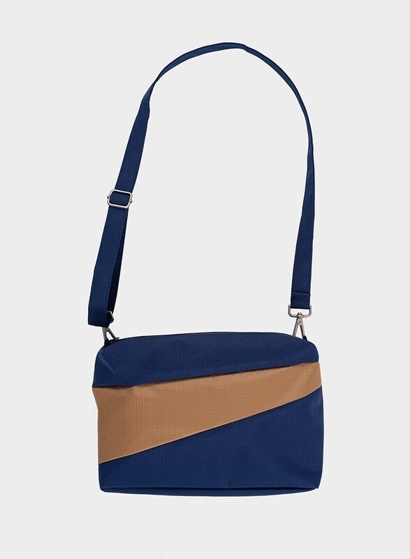 SUSAN BIJL Bum Bag Navy-camel Medium