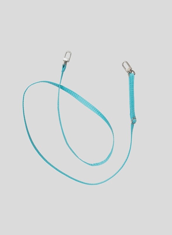 SUSAN BIJL Strap Drive