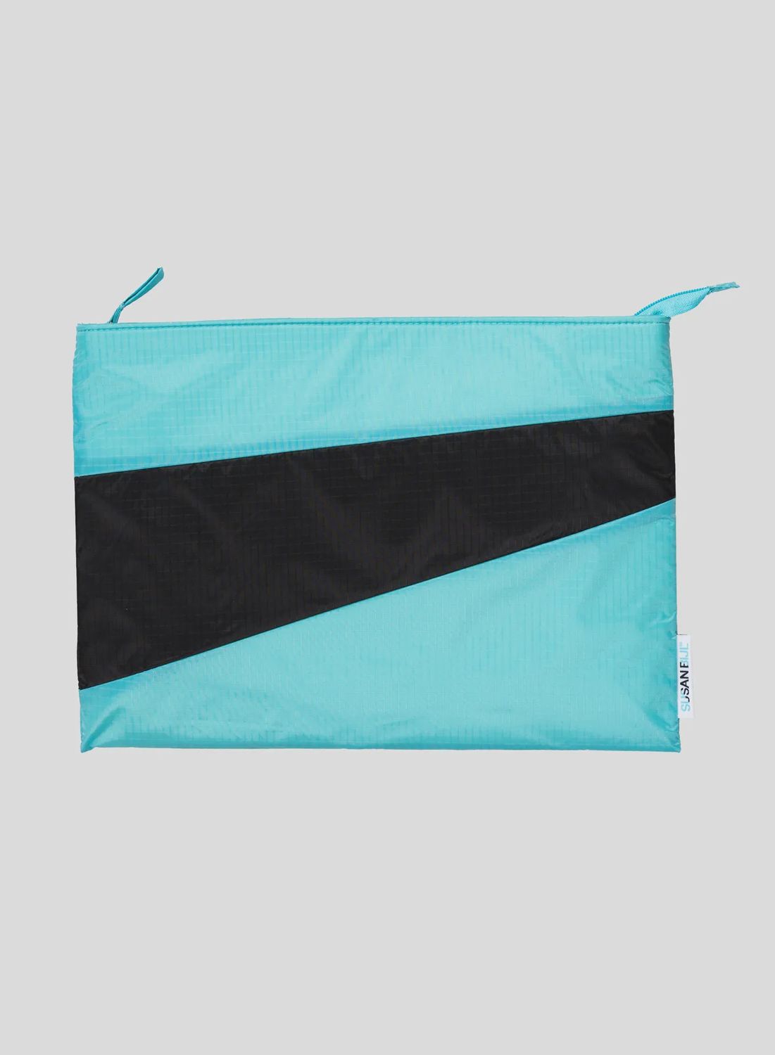 SUSAN BIJL Protectable Drive-Black