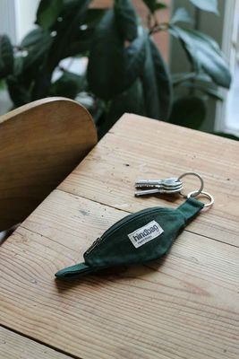 HINDBAG Come sleutelhanger donkergroen