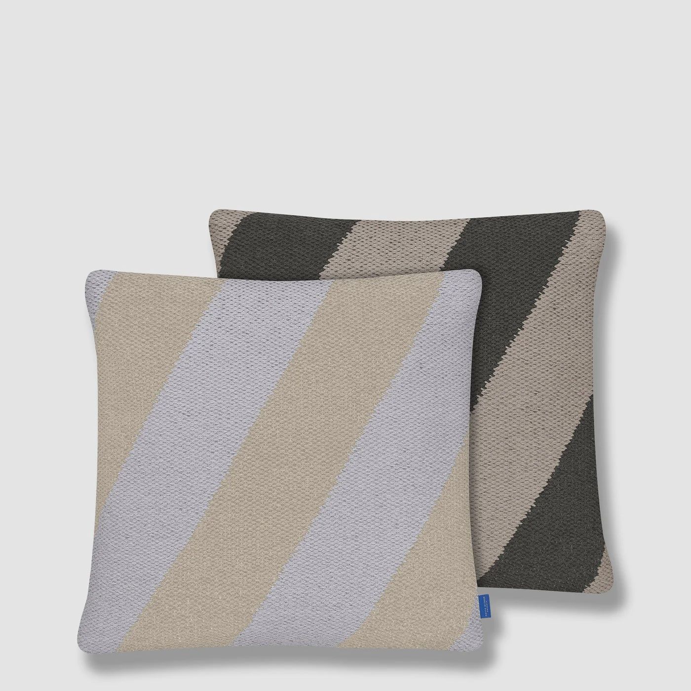 METTE DITMER Across Kelim kussenhoes light grey