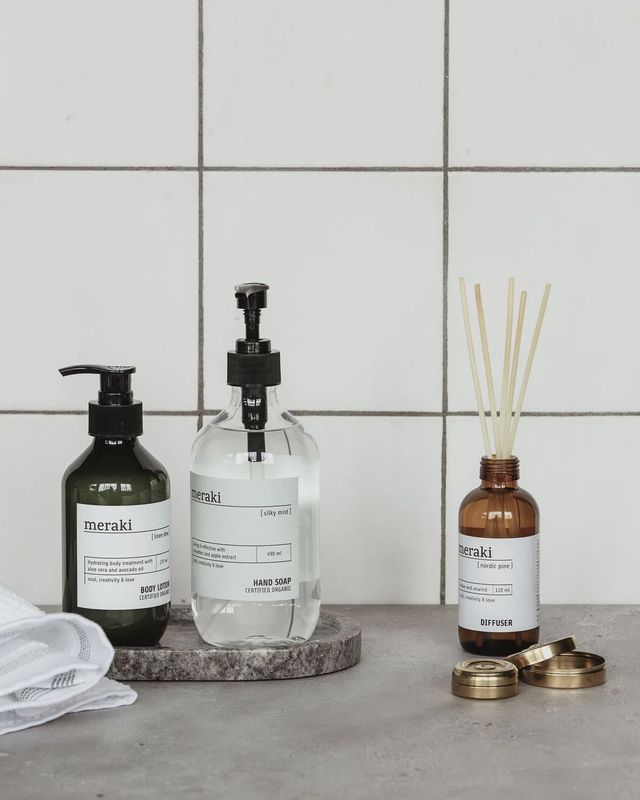 MERAKI Linen Dew bodylotion