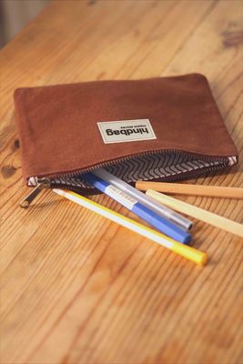 HINDBAG Ema Pouch chocolate