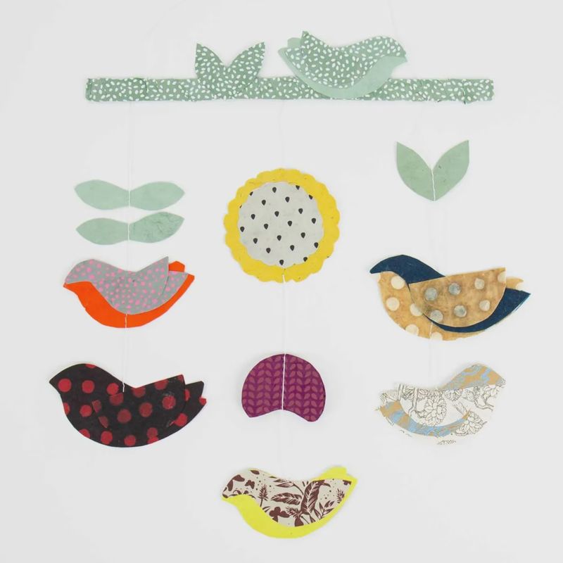 A WORLD OF CRAFT Fluttering Birds mobiel