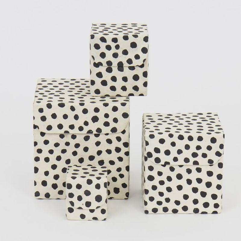 A WORLD OF CRAFT box Dotted wit/zwart set van 4