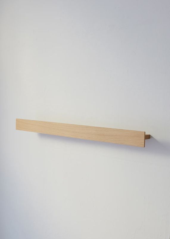 PAPER COLLECTIVE Floating Gallery Shelf Oak