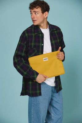HINDBAG Ava Laptophoes safraan