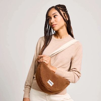 HINDBAG Andrea schoudertas teddy bruin