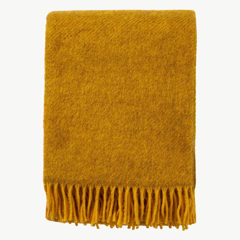 KLIPPAN Gotland plaid yellow