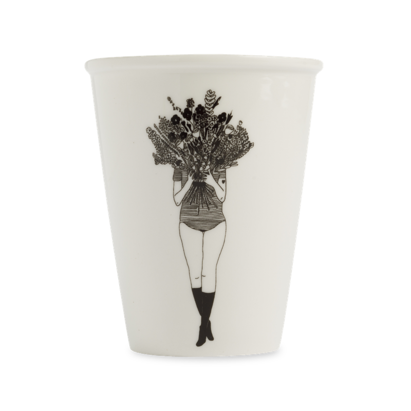 HELEN B beker flower girl