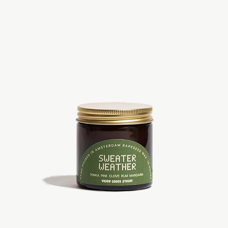 VERY GOODS STUDIO Sweater Weather geurkaars 60ml