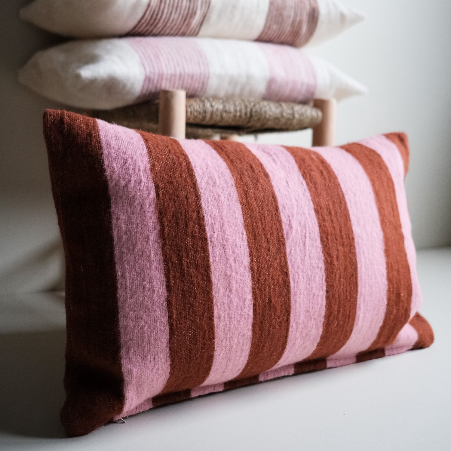 HH Kussen wol pink/brown stripes