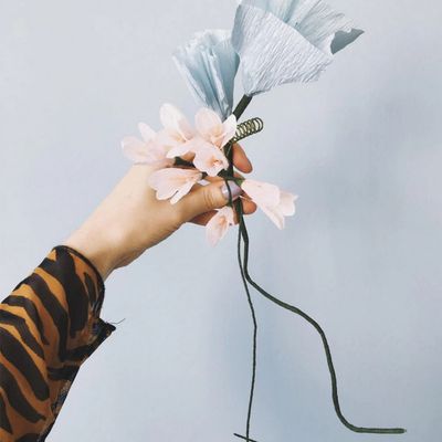 STUDIO ABOUT Paper Flower African Lily rose