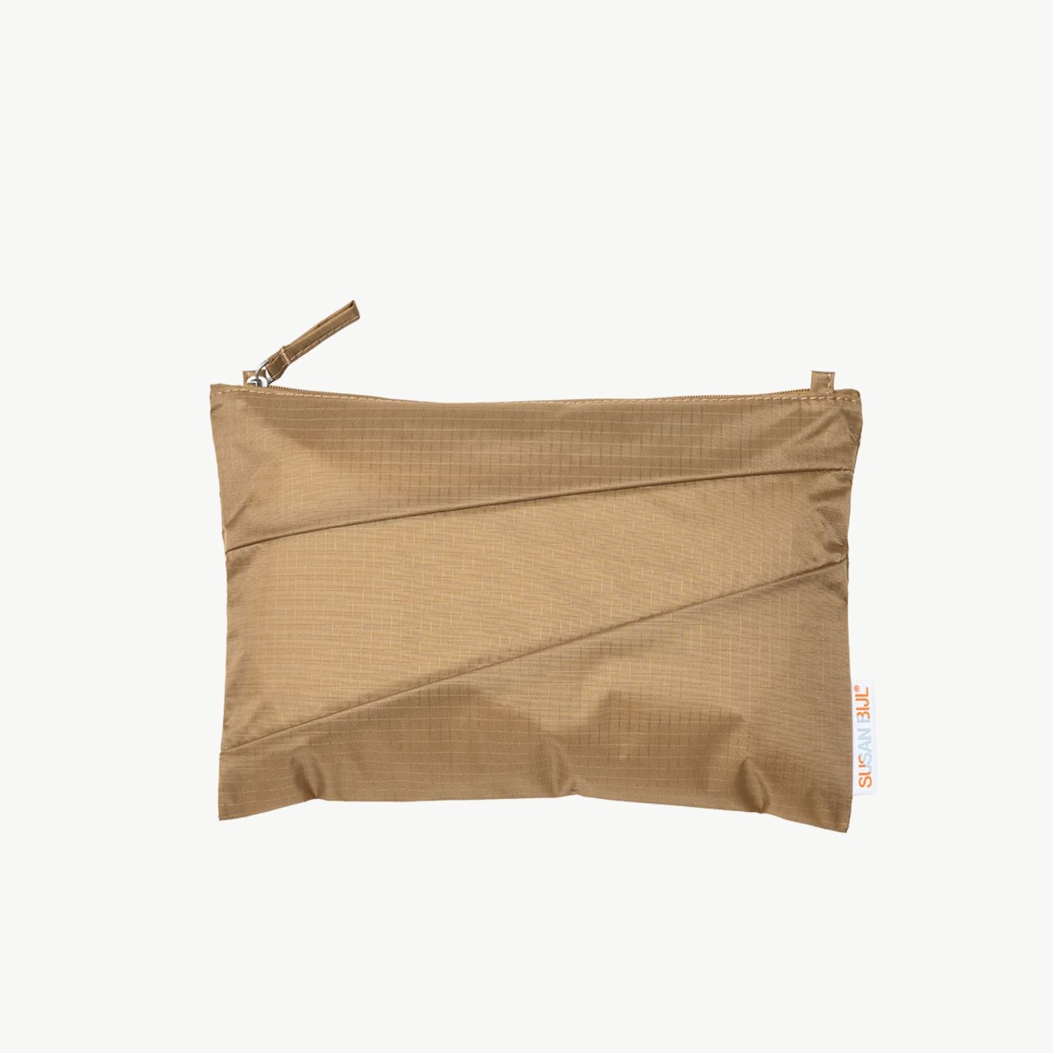 SUSAN BIJL The New Pouch Mono Camel medium