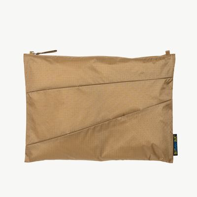 SUSAN BIJL The New Pouch Mono Camel large