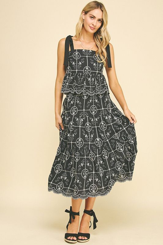 Floral Embroidered Midi Skirt- Black-