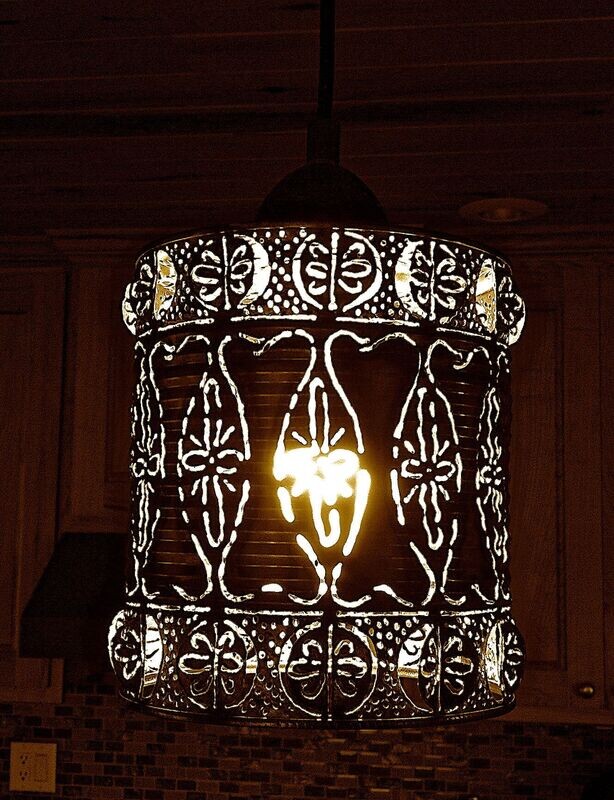 Bones Pendant Shade
