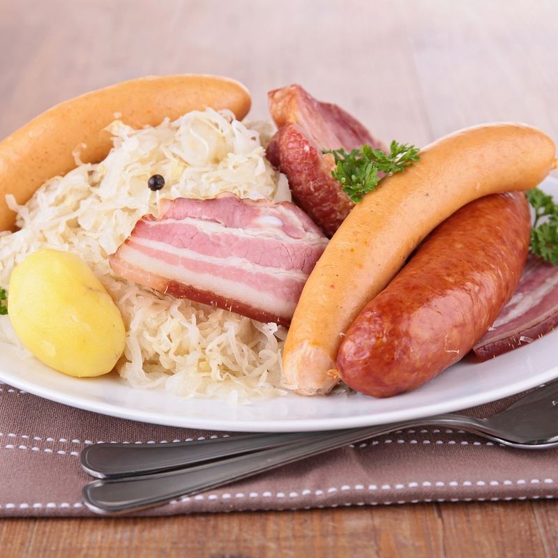 Choucroute garnie Maison avec pomme de terre