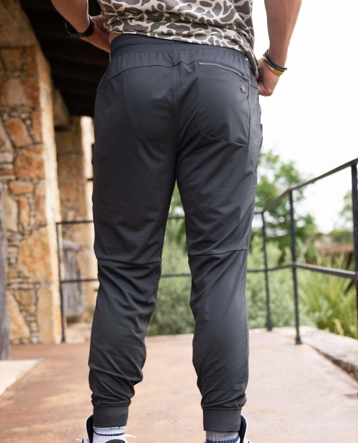 Performance Jogger-Grey