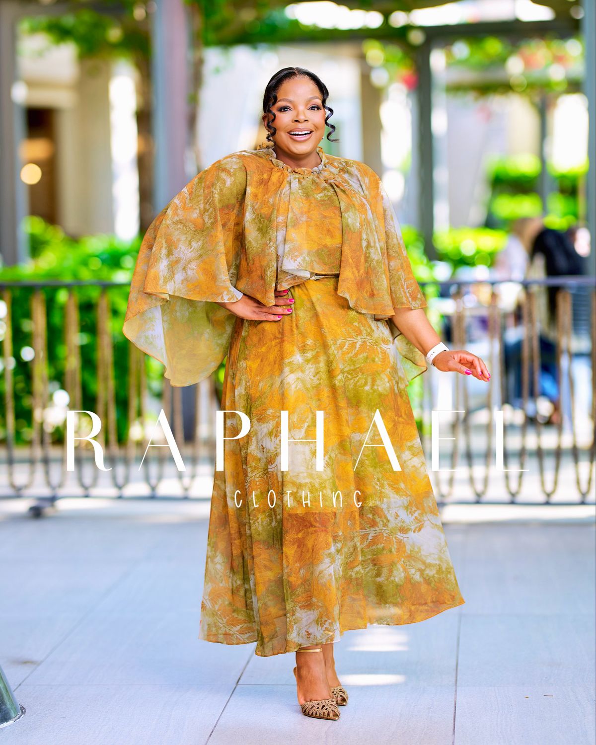 RAPH25033004-KAMO GOLDEN CHIFFON CAPE DRESS