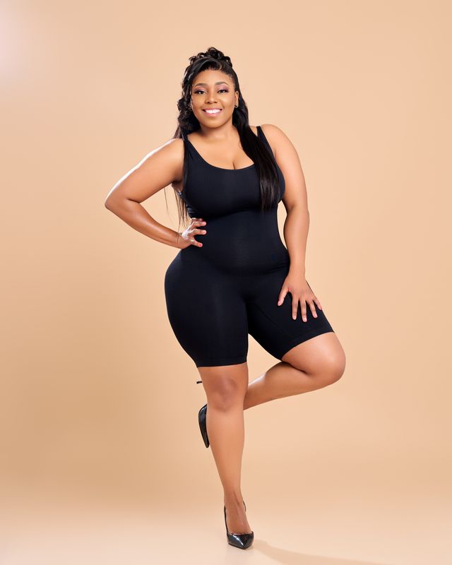 SHAPEWEAR