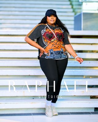 RAPH GARFIELD SEQUIN GRAPHIC TEE