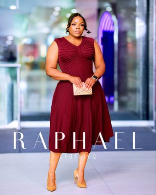 RAPH-AVEN RUCHED FIT AND FLARE KNITTED DRESS